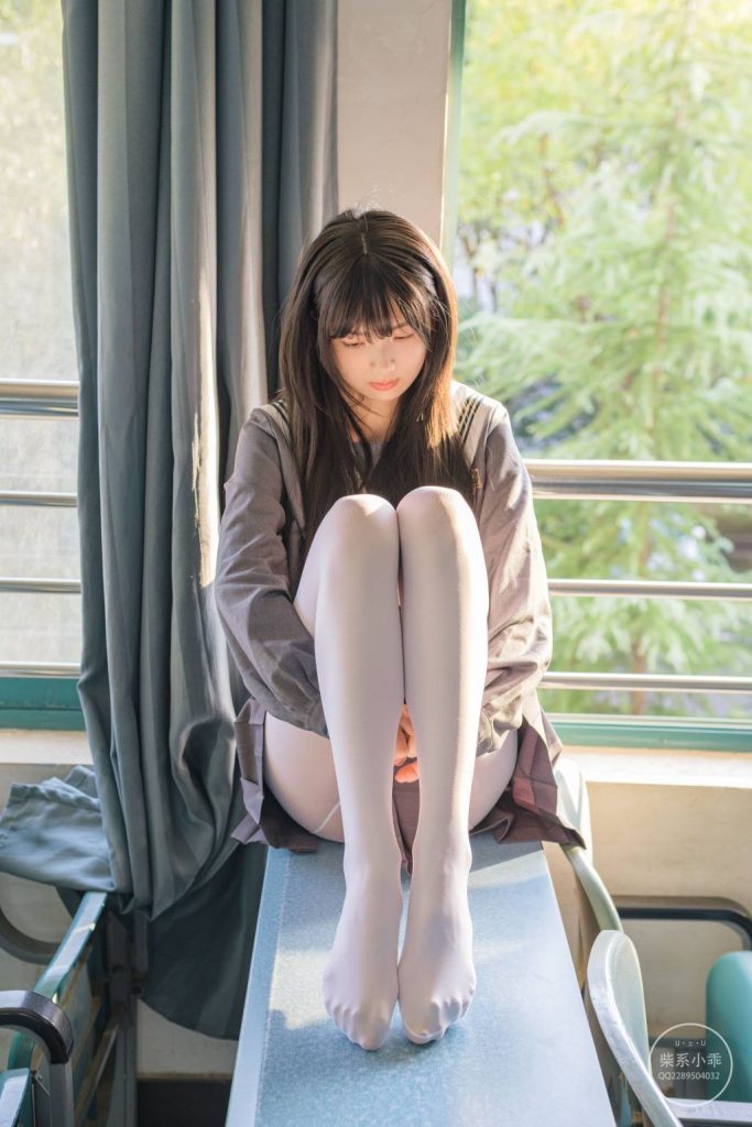 图片[3]- 水手服白丝少女，纯欲感拉满-橙心社