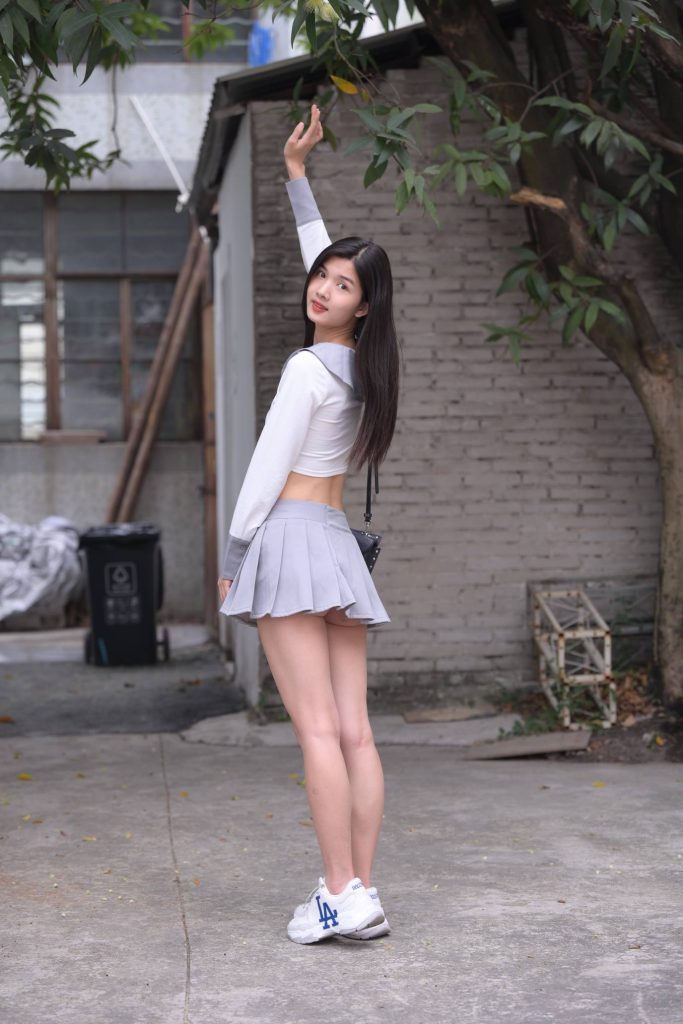 图片[1]- 水手百褶裙少女，元气青春感满满-橙心社
