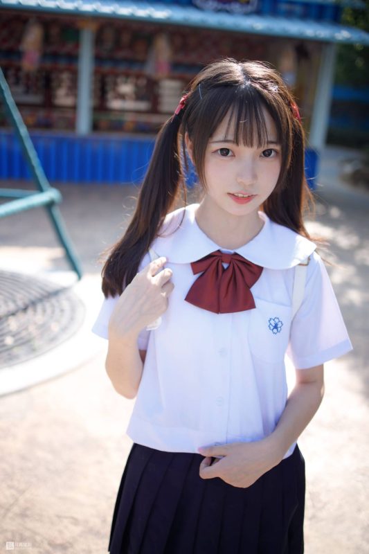 JK制服双马尾少女，青春感拉满。-橙心社